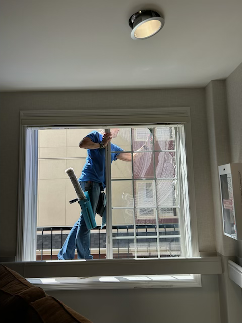 Exterior Senior Living Window Cleaning